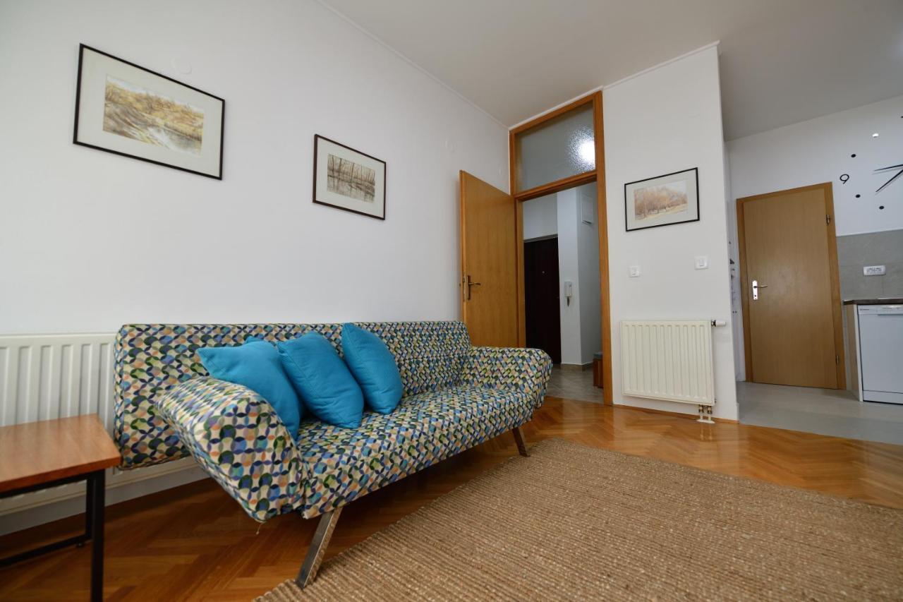 Apartman Miran Osijek Bagian luar foto