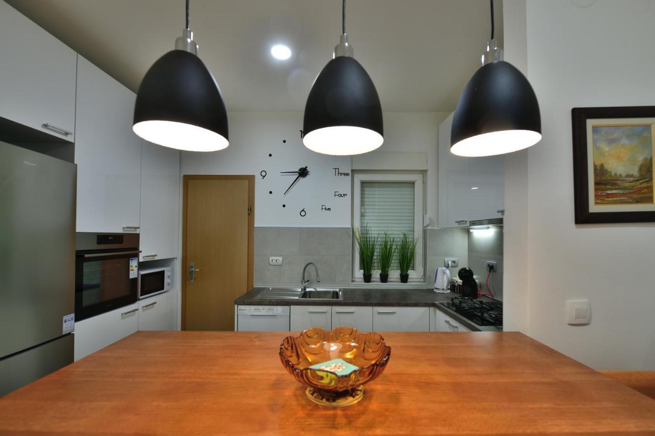Apartman Miran Osijek Bagian luar foto